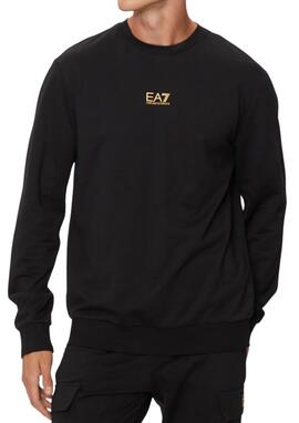 Sudadera EA7 negra con logo dorado hombre