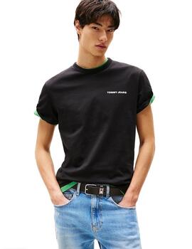 Camiseta Tommy Jeans negra logo espalda 4CLR hombre